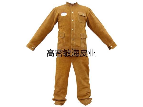 電焊工作服能夠?qū)﹄姾腹と似鸬蕉嗌俦Ｗo(hù)作用？